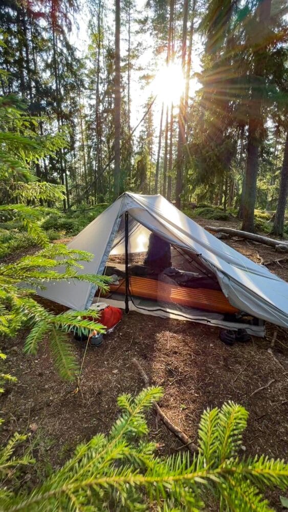 Camping in a tent at Repovesi National Park